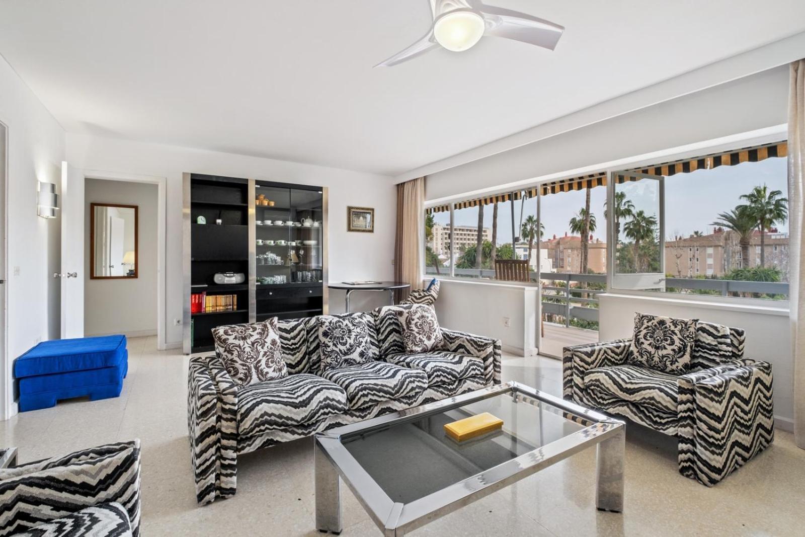 Piso Con 2 Habitaciones, 2 Terrazas Y Piscina ตอร์เรโมลิโนส ภายนอก รูปภาพ