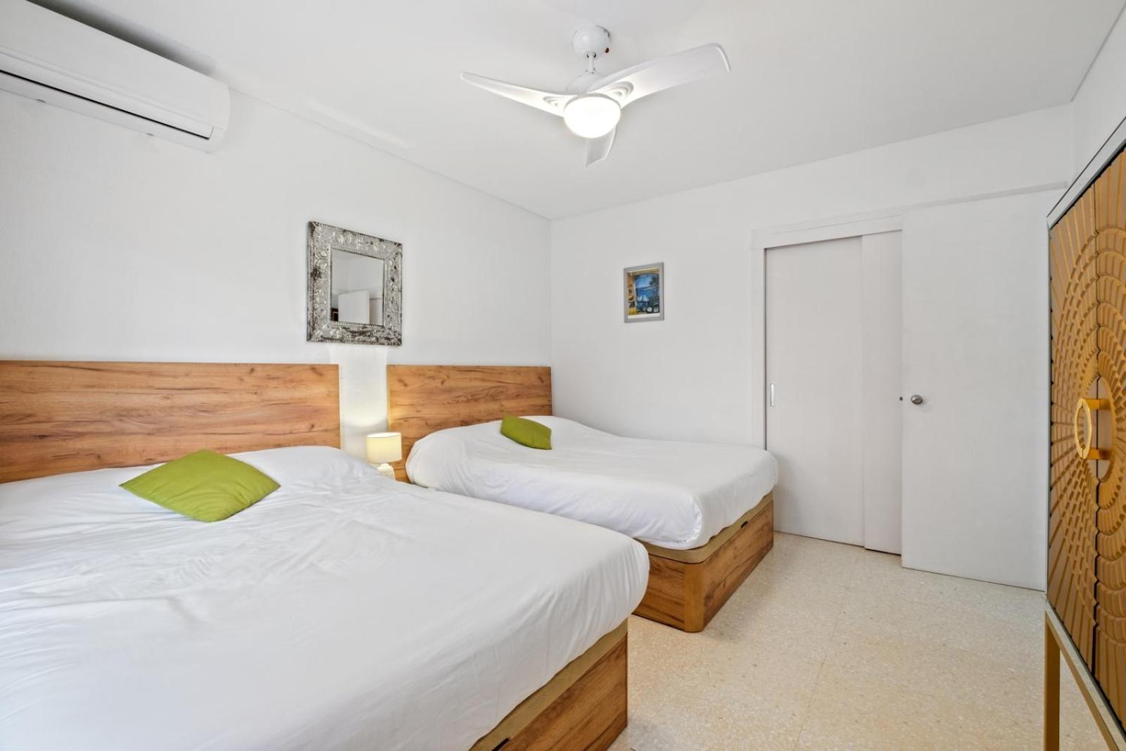 Piso Con 2 Habitaciones, 2 Terrazas Y Piscina ตอร์เรโมลิโนส ภายนอก รูปภาพ